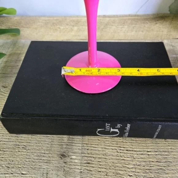 Pink Cupcake Wine Glass - Picture 4 of 5